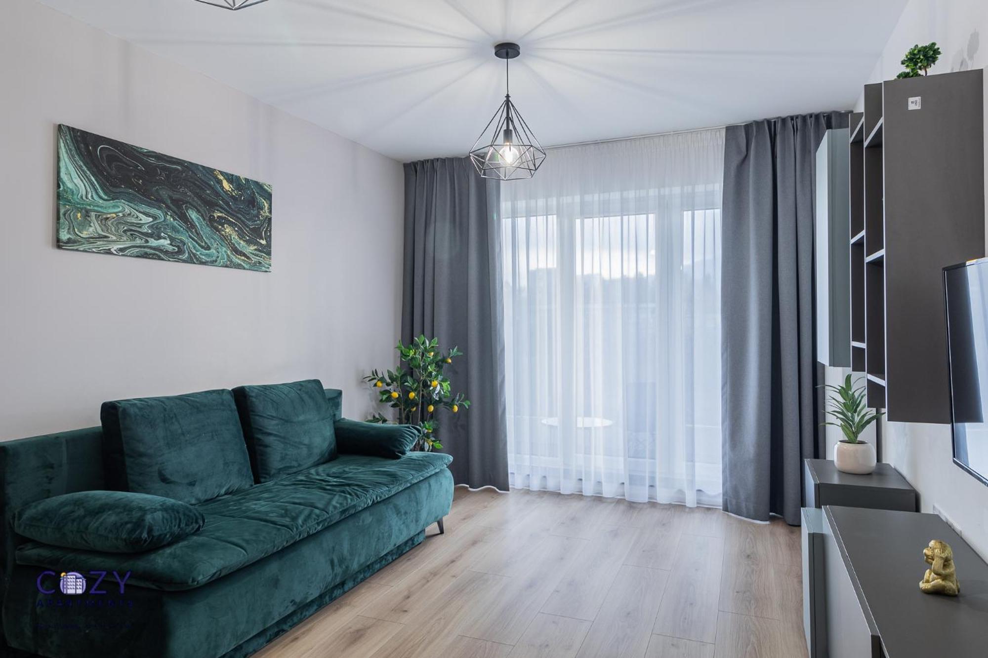 Cozy Collection Studios And Flats - Coresi Mall Brassó Kültér fotó